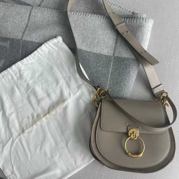 Motty Grey Chloe Tess Bag Motty Gray Chloé Chloe Shiny Calfskin Suede Small  C Motty Gray Shoulder Bag